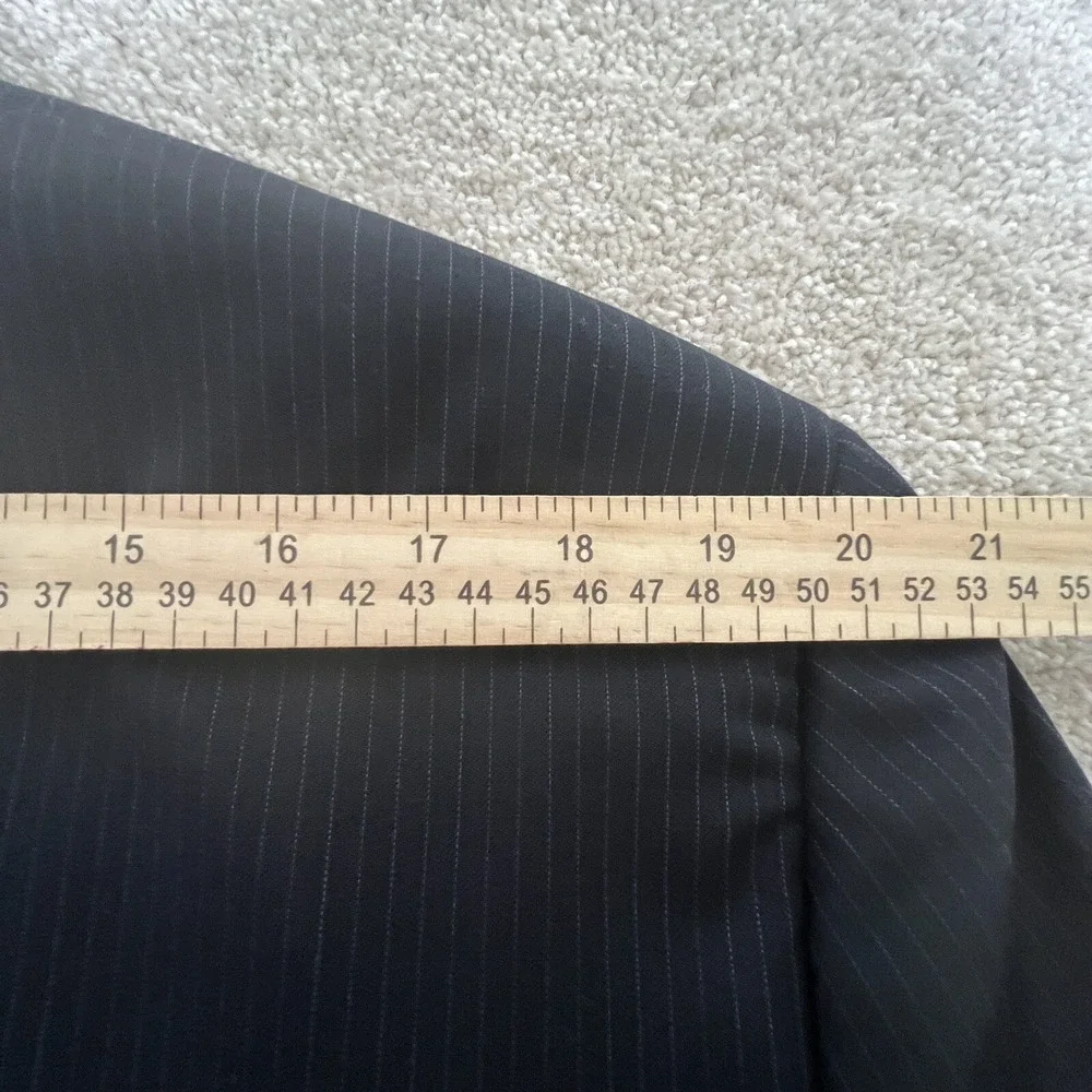Claiborne Blazer Sport coat Jacket 46R 100% Wool‎ Blue Pinstripe